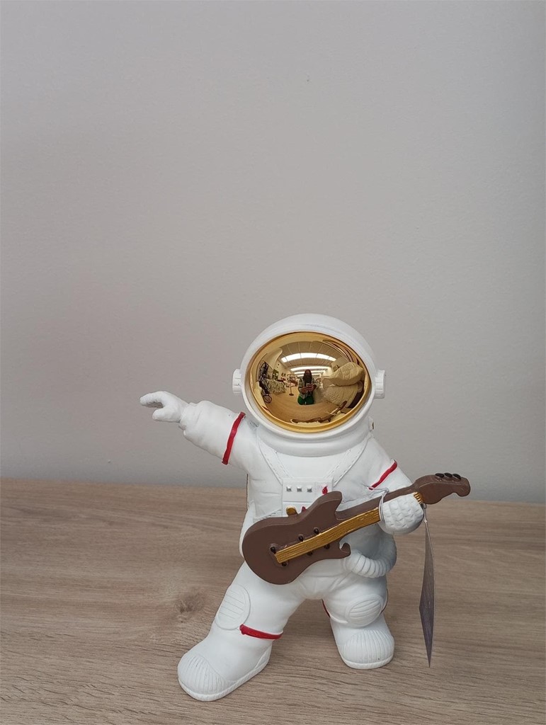 Foto 1 ASTRONAUTA MÚSICO